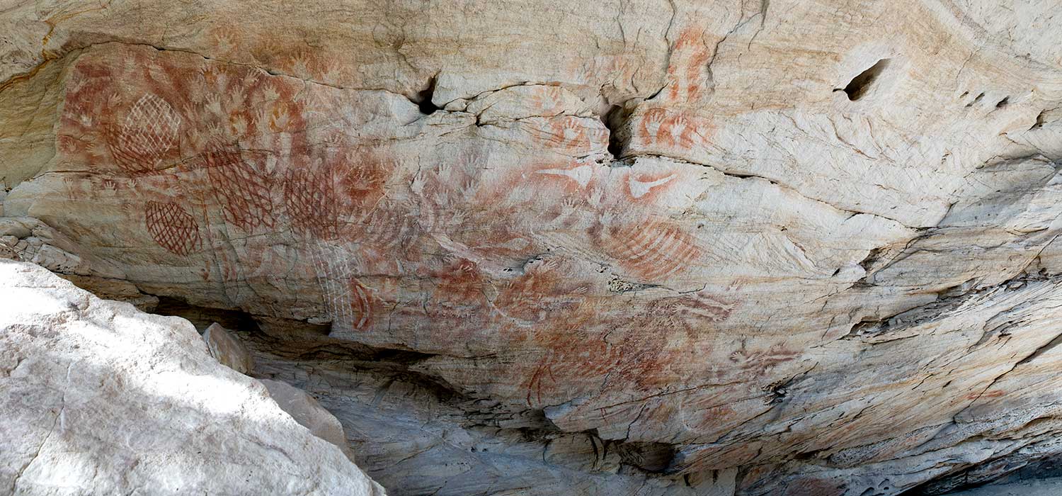 Cathederal cave rock art at Carnarvon Gorge