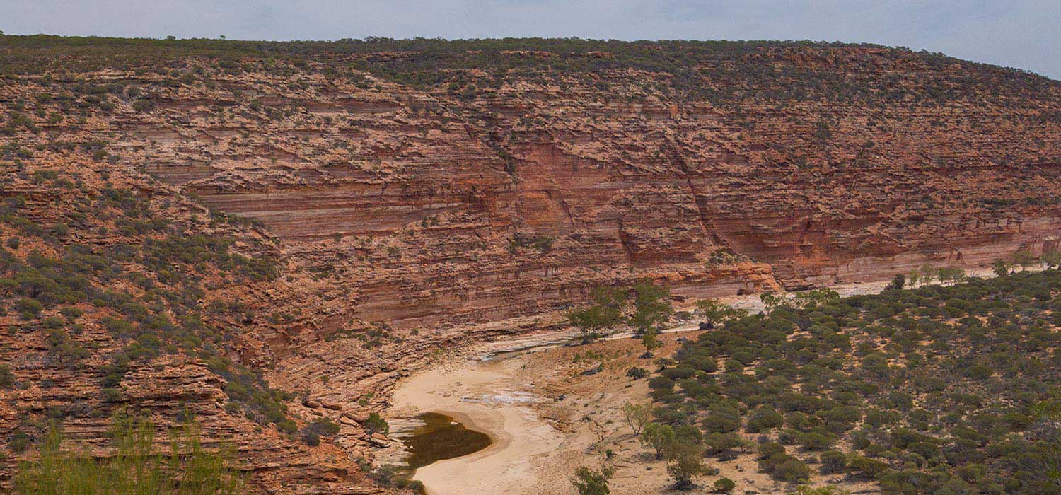 The cliffs along the Murchison River in Kalbarrie National Park