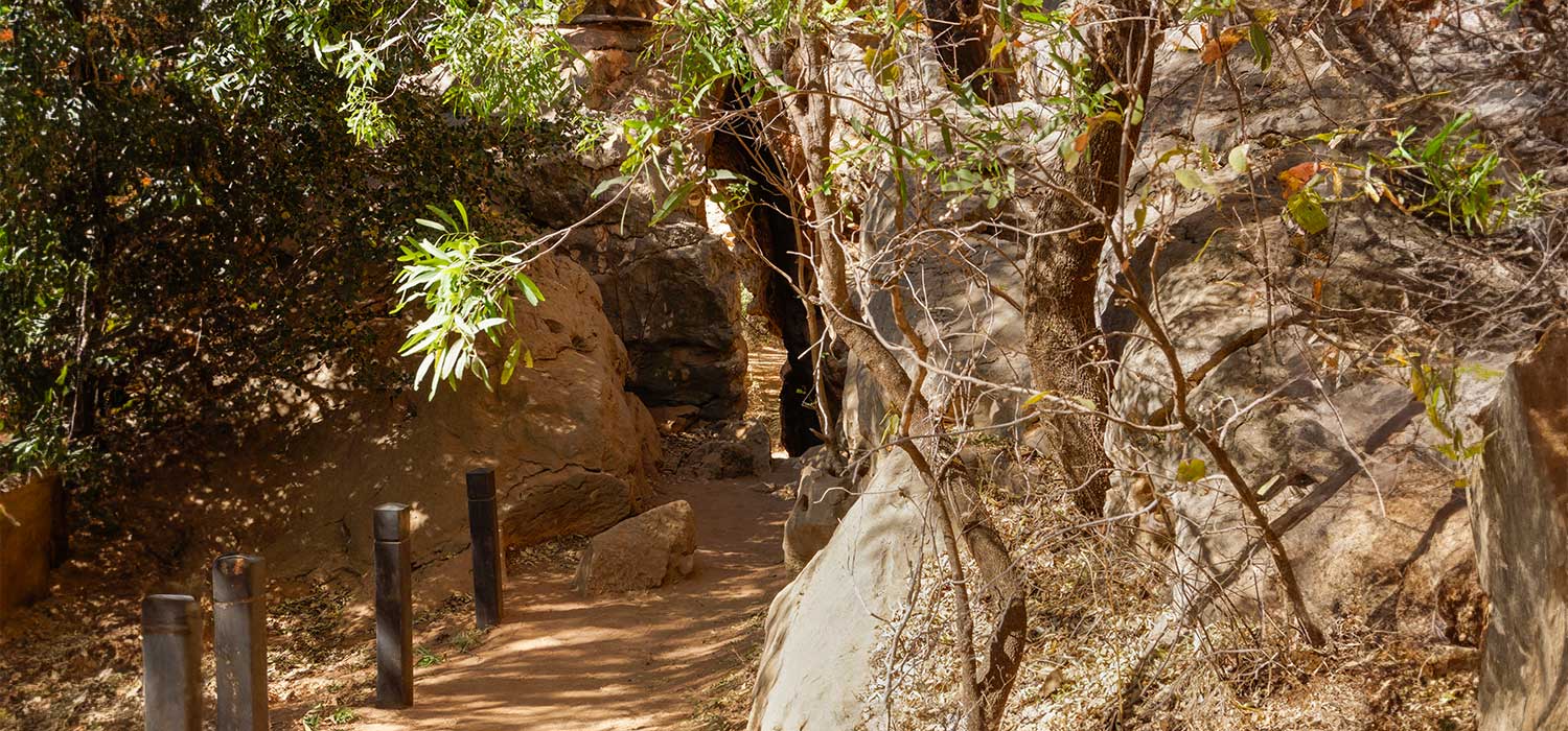 The entrance to Windjana Gorge